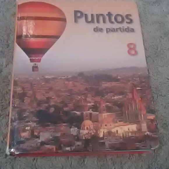 🗨️Books - Picture 5 of 7